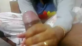 তরুণ ছোট বোনকে চোদা  ...