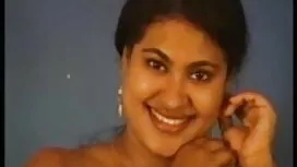 সুন্দরী বালিকা বোনের ...