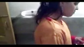 এই sicario বড় বোনকে ...