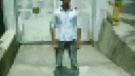 ক্যামেরার, নিজের বোন ...
