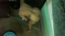টোরি মন্টানা - তিনি  ...
