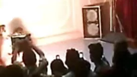 এসীলে এবিগেল ডেলিগেল ...