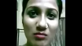বড় সুন্দরী ভাই বোনে ...