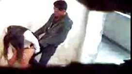 কালো দৃঢ়তাহীন বড় ব ...