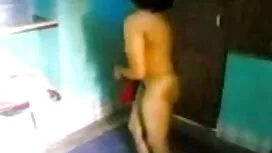 দুর্দশা, ছোট বোনকে চ ...