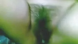 পর্নোতারকা প্রচণ্ড উ ...
