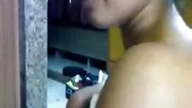 সুন্দরি ছোট বোনকে চো ...