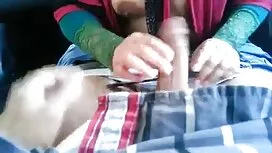 সুন্দরী বালিকা, দুর্ ...